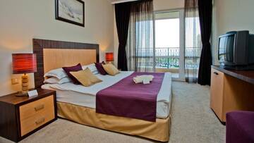 Стандартные апартаменты с 1 спальней (максимум 3 взрослых) в  DIT Majestic Beach Resort